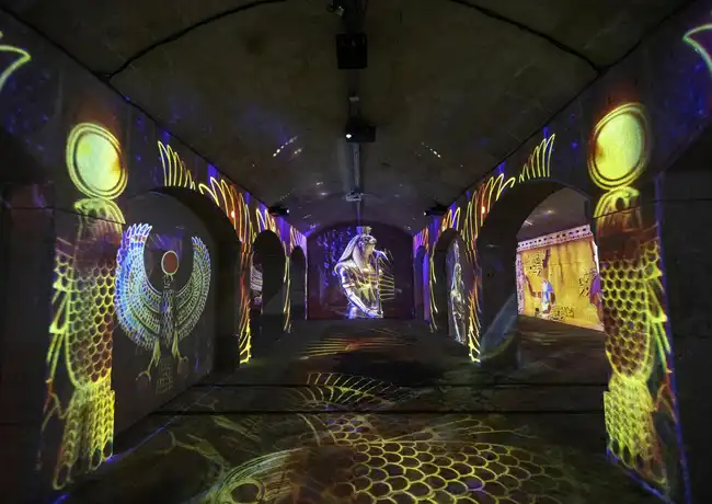 Geheimnisvolles Ägypten in der Immersivus-Galerie Porto, Porto, Portugal, Porto Pass. Geheimnisvolles Ägypten in der Immersivus-Galerie Porto, Porto, Portugal, Porto Pass.