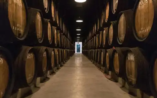 Caves Poças: Guided Tour + Tasting of 3 Port Wines, Vila Nova de Gaia, Portugal, Porto Pass.