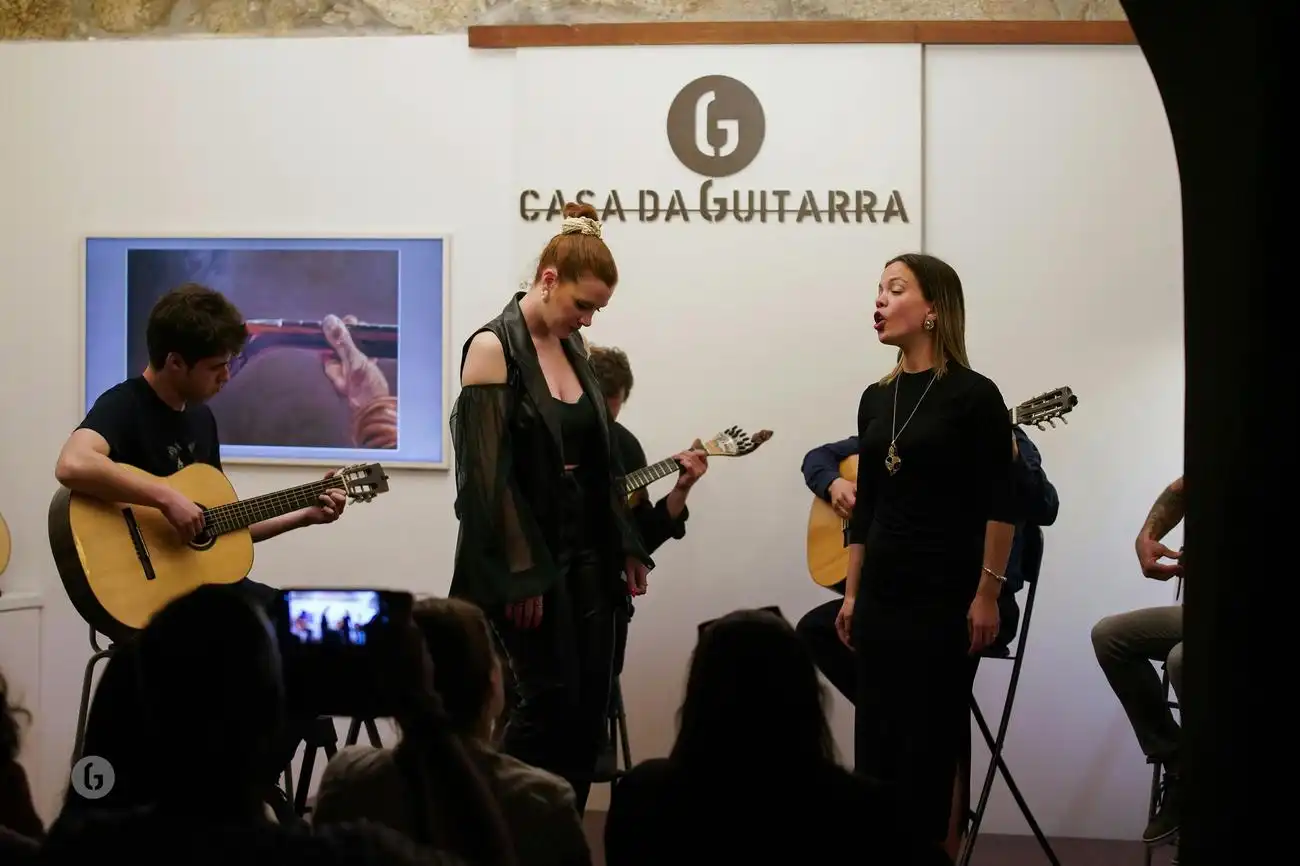 Porto: Fado Concert in Casa da Guitarra with Port Wine, Porto, Portugal, Porto Pass.