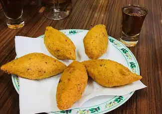 Porto: 3-Hr Food and Wine Tasting Tour, Porto, Portugal, Porto Pass.