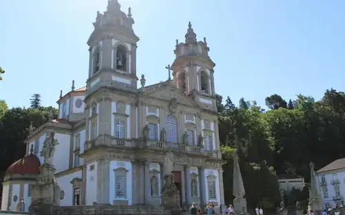 Braga and Guimarães: Day Tour from Porto, Porto, Portugal, Porto Pass.
