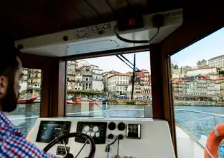 Ferry sur le Douro, Porto, Portugal, Porto Pass.