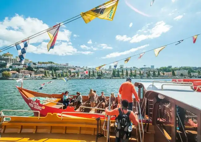 Gaia: Six Bridges Cruise from Cais da Gaia, Porto, Portugal, Porto Pass.