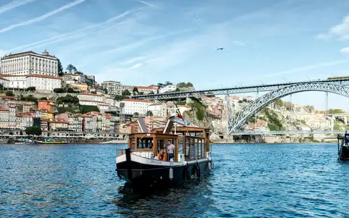 Ferry sur le Douro, Porto, Portugal, Porto Pass.