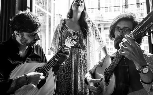 Porto: Fado na Baixa, Porto, Portugal, Porto Pass.